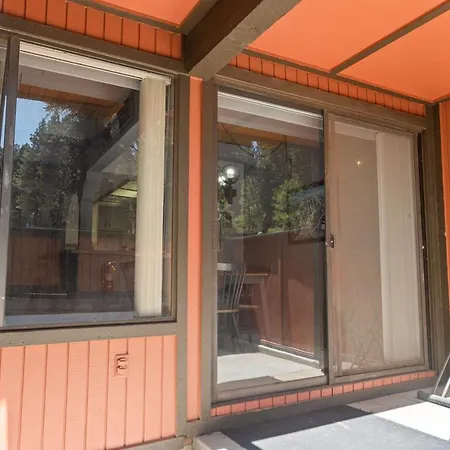 Ski-In Ski-Out Summit Townhouse- Perfect Mountain Getaway With Views Of The Forest And Snow Summit!